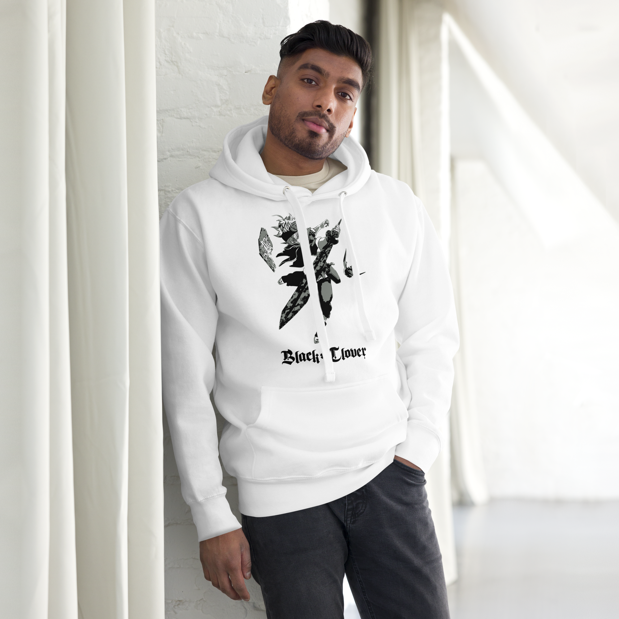 sudadera blanca black clover hombre sudadera blanca black clover hombre